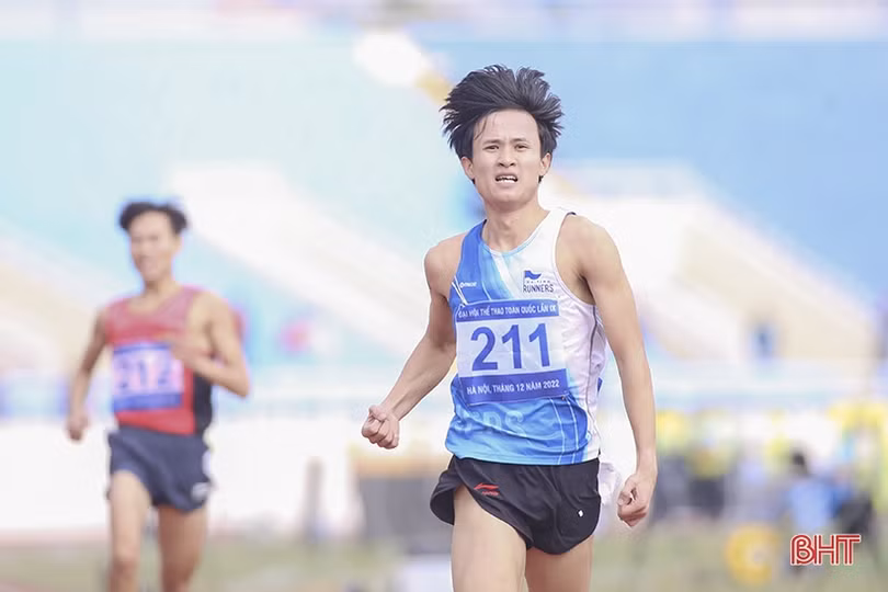 Tuyển thủ Đinh Văn Phương lỡ hẹn SEA Games 32