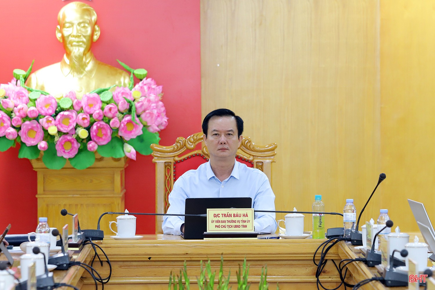 bqbht_br_nha-o-xa-hoi-1.jpg