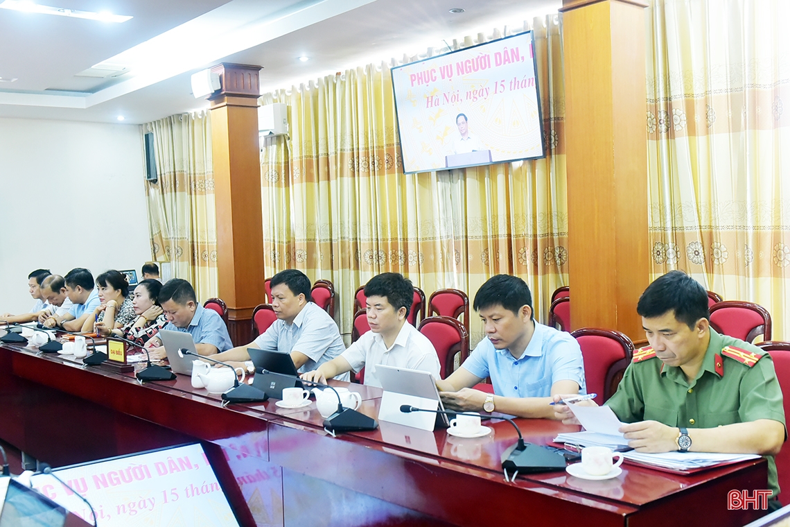 Xem người dân, doanh nghiệp là trung tâm để điều hành cải cách thủ tục hành chính hiệu quả
