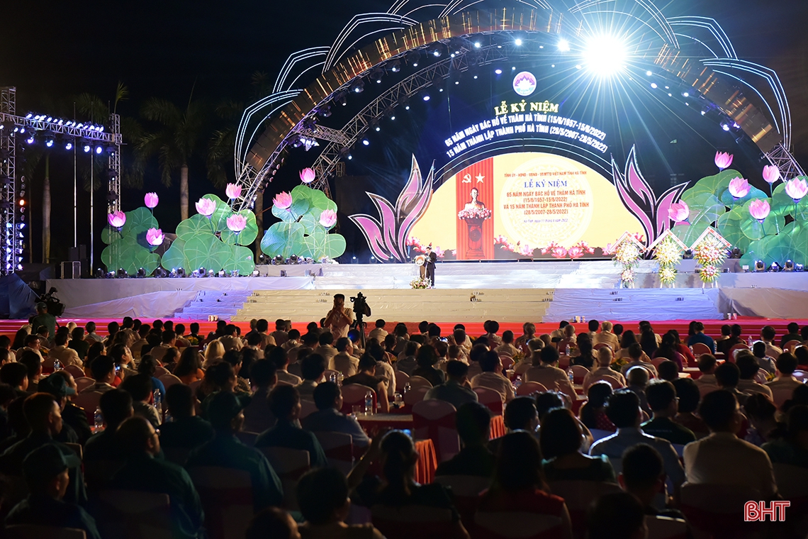 Thủ tướng Phạm Minh Chính: Phấn đấu năm 2030, Hà Tĩnh trở thành tỉnh khá của cả nước