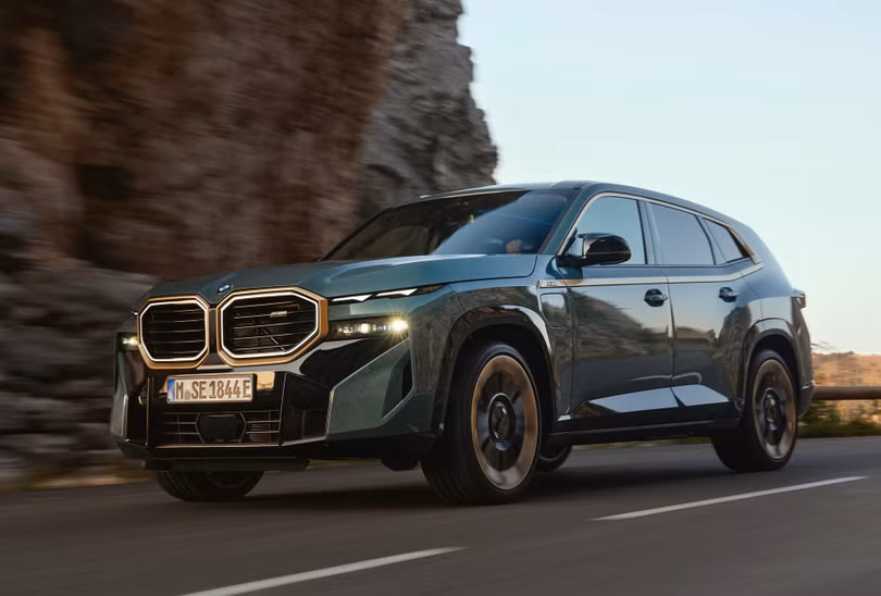 BMW XM 2023 ra mắt: Siêu SUV hybrid mạnh 735 mã lực, giá từ 159.000 USD