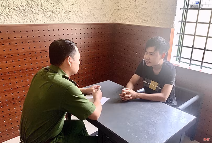 Công an Can Lộc bắt giam đối tượng lừa đảo qua mạng, chiếm đoạt tài sản của 24 người