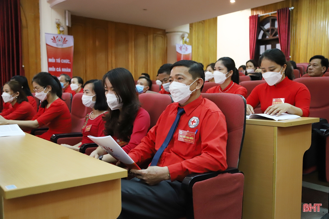 Ông Mai Lê Thuộc tái cử Chủ tịch Hội Chữ thập đỏ tỉnh Hà Tĩnh