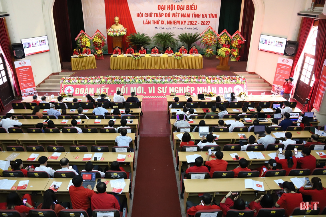 Ông Mai Lê Thuộc tái cử Chủ tịch Hội Chữ thập đỏ tỉnh Hà Tĩnh