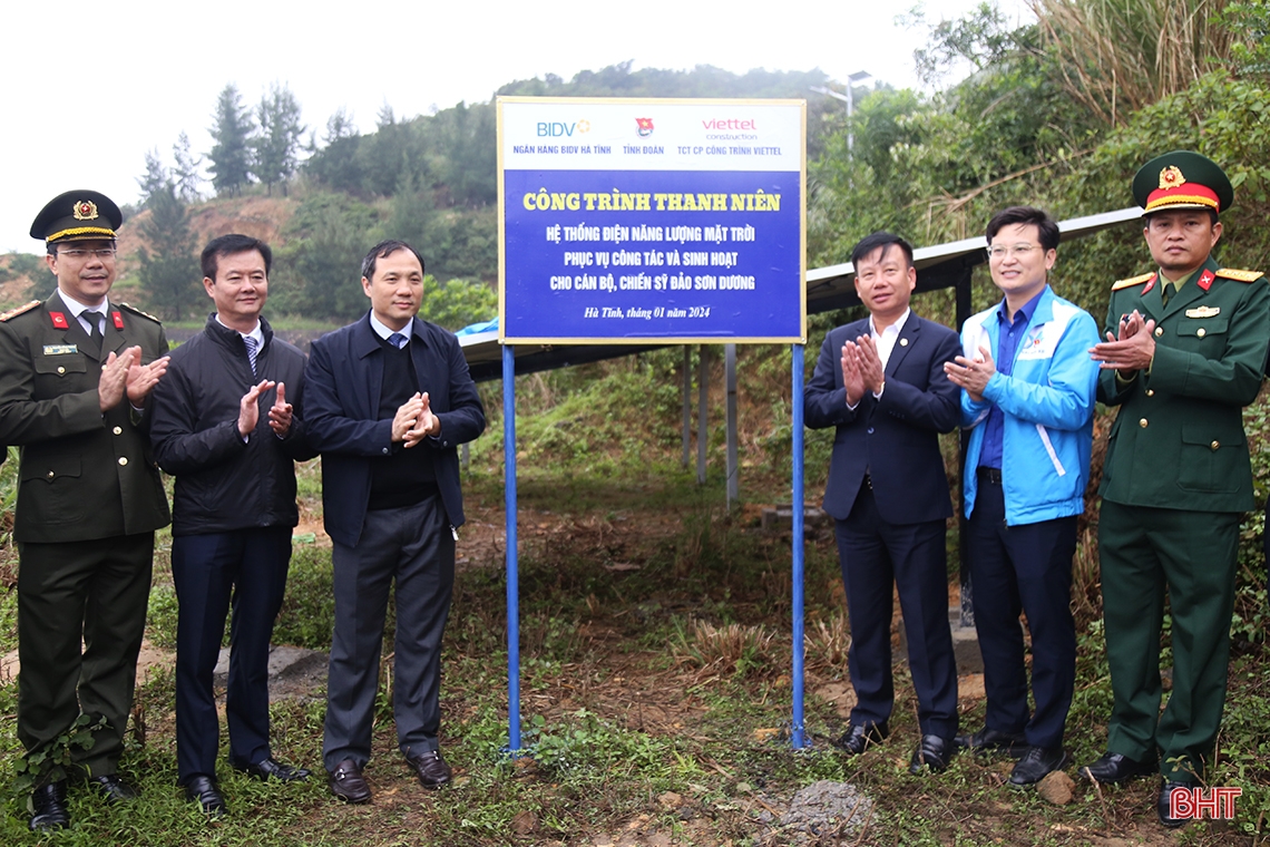 Lãnh đạo Hà Tĩnh kiểm tra công tác sẵn sàng chiến đấu tại đảo Sơn Dương