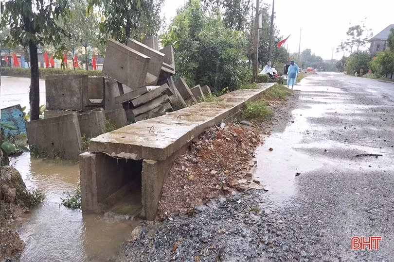 Nhà thầu xử lý tiêu thoát nước ngập đồng sau phản ánh của Báo Hà Tĩnh