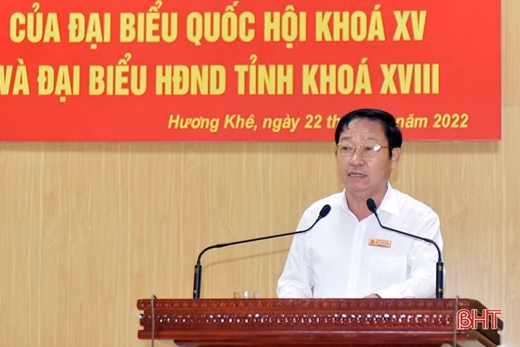 Cử tri các địa phương kiến nghị những vấn đề liên quan đến phát triển sản xuất, xây dựng hạ tầng