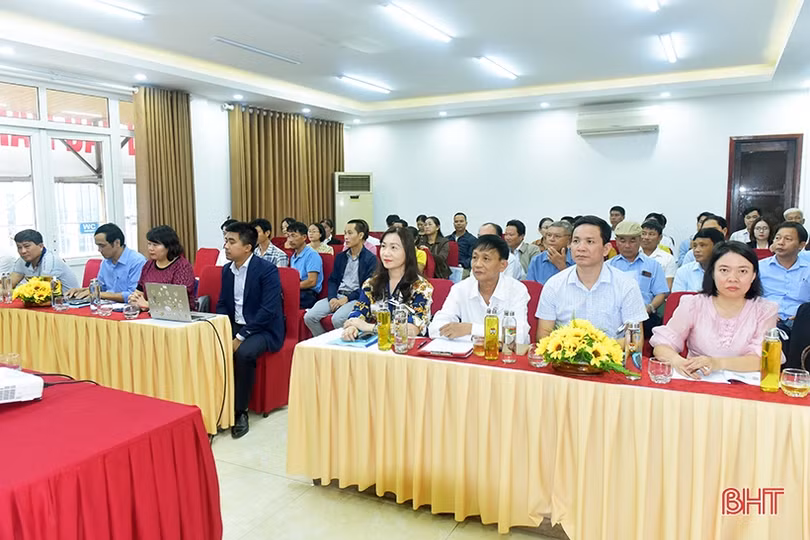 Hỗ trợ nông dân Hà Tĩnh bắt nhịp chuyển đổi số