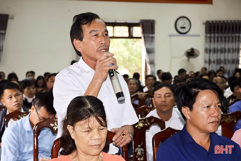 Cử tri các địa phương kiến nghị những vấn đề liên quan đến phát triển sản xuất, xây dựng hạ tầng