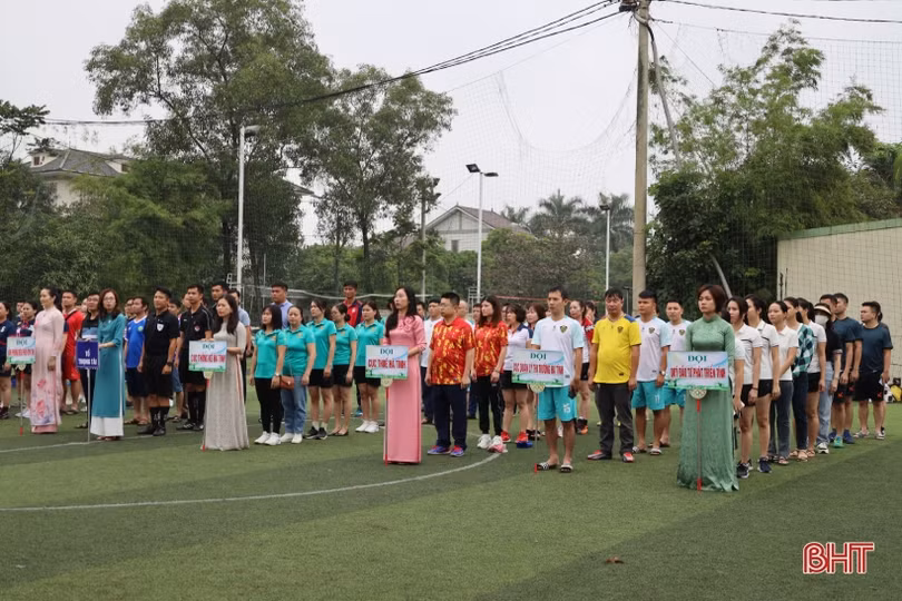 Gần 200 vận động viên tranh tài tại hội thao Khối Kinh tế - Tổng hợp