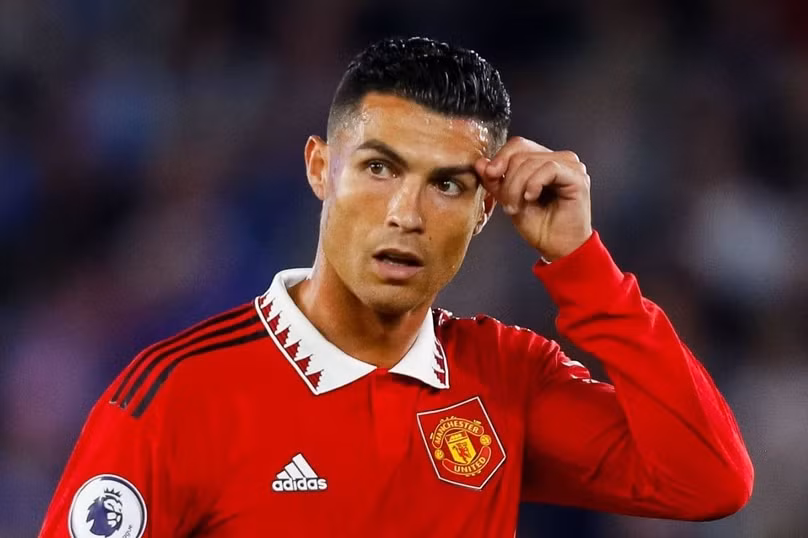 MU chia tay Ronaldo
