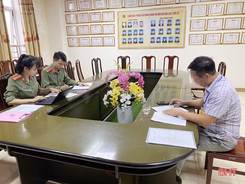 Bị phạt 7,5 triệu đồng vì bán sim điện thoại “chui”