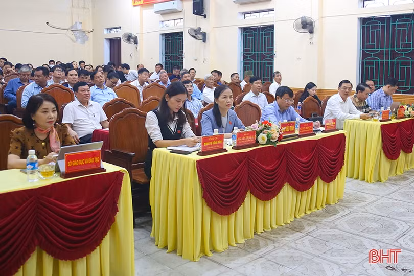 Cử tri TP Hà Tĩnh đề nghị khắc phục tình trạng quy hoạch “treo”