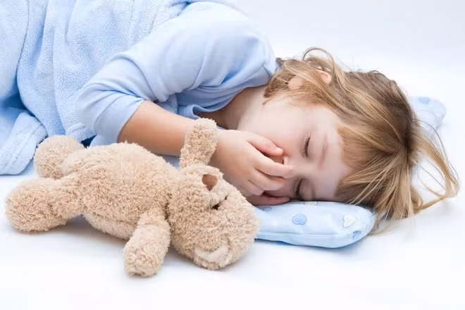 Nguyên nhân trẻ ho về đêm và cách khắc phục