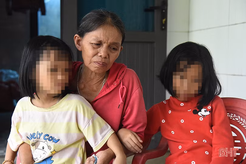 MS2218: Xót xa gia cảnh bé trai sơ sinh mắc bệnh máu khó đông, xuất huyết não