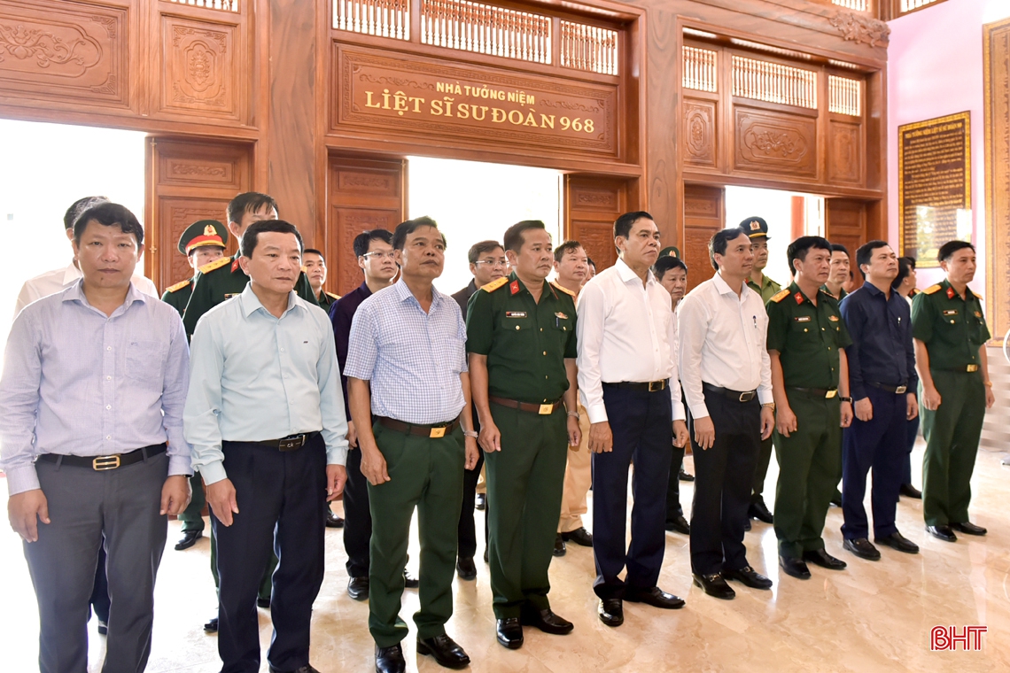 Đoàn công tác tỉnh Hà Tĩnh tới thăm, động viên cán bộ, chiến sỹ Sư đoàn 968 