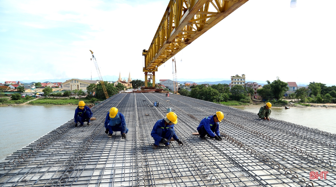 Hà Tĩnh công bố Dự thảo Báo cáo Chính trị trình Đại hội XIX để lấy ý kiến góp ý của Nhân dân