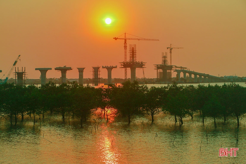 Hà Tĩnh công bố Dự thảo Báo cáo Chính trị trình Đại hội XIX để lấy ý kiến góp ý của Nhân dân