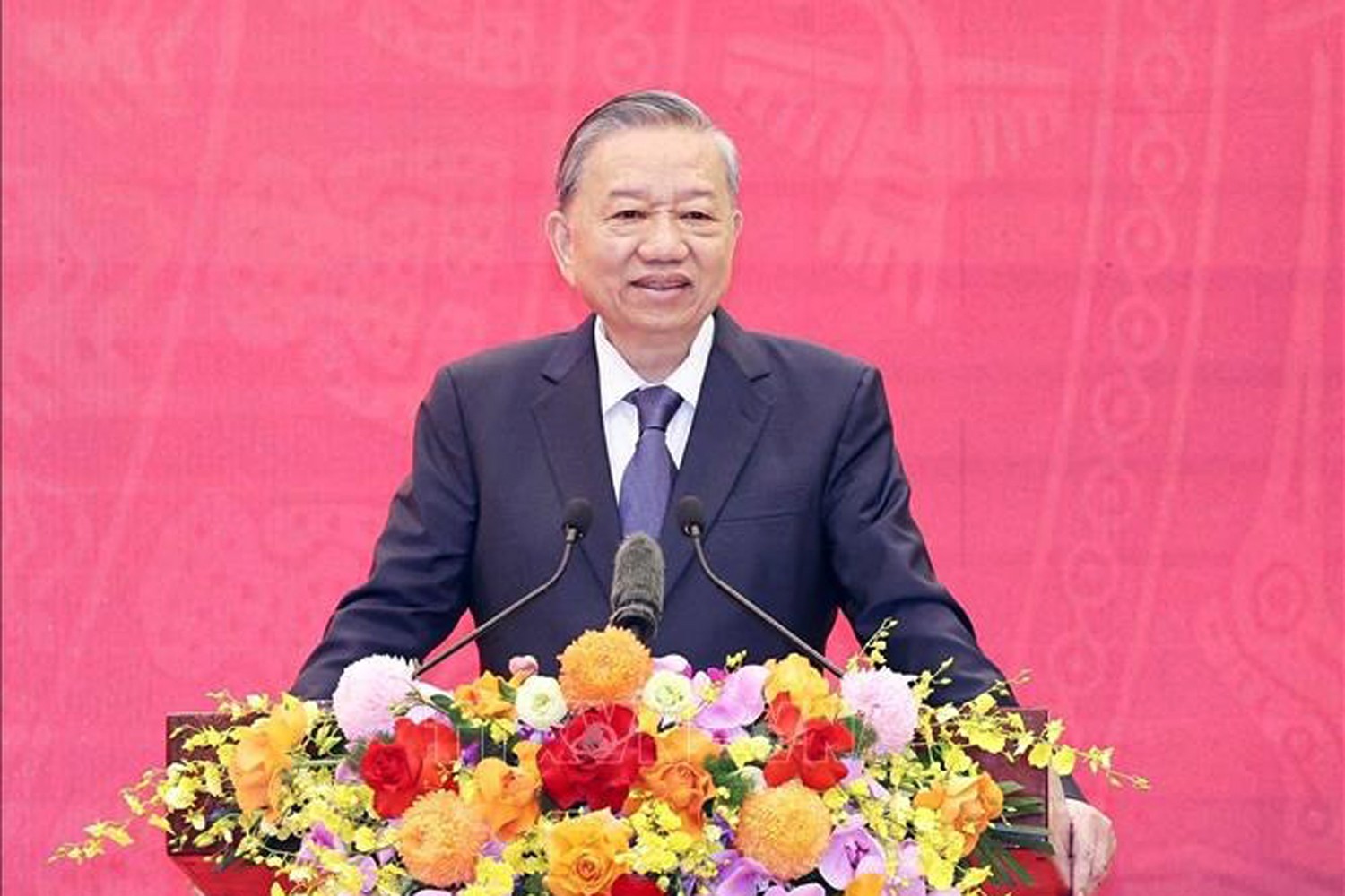 phat-bieu-cua-tong-bi-thu-to-lam.jpg