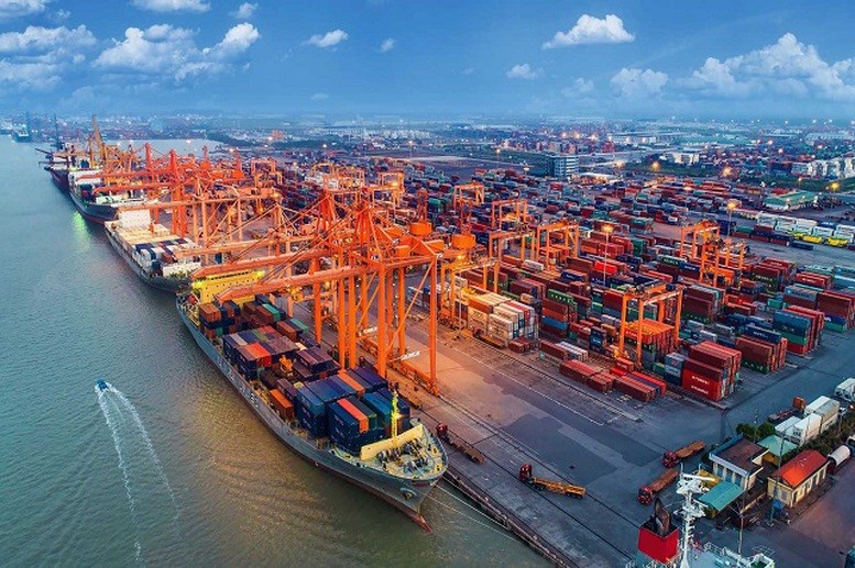 Chính phủ thúc đẩy mạnh mẽ tăng trưởng kinh tế gắn với chuyển đổi cơ cấu kinh tế và xác lập mô hình tăng trưởng mới dựa trên khoa học, công nghệ, đổi mới sáng tạo, chuyển đổi số và nguồn nhân lực chất lượng cao
