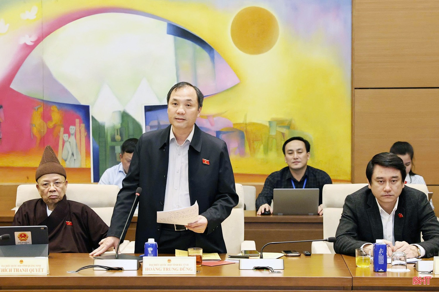 bqbht_br_dongchihoangtrungdungthaoluan.jpg