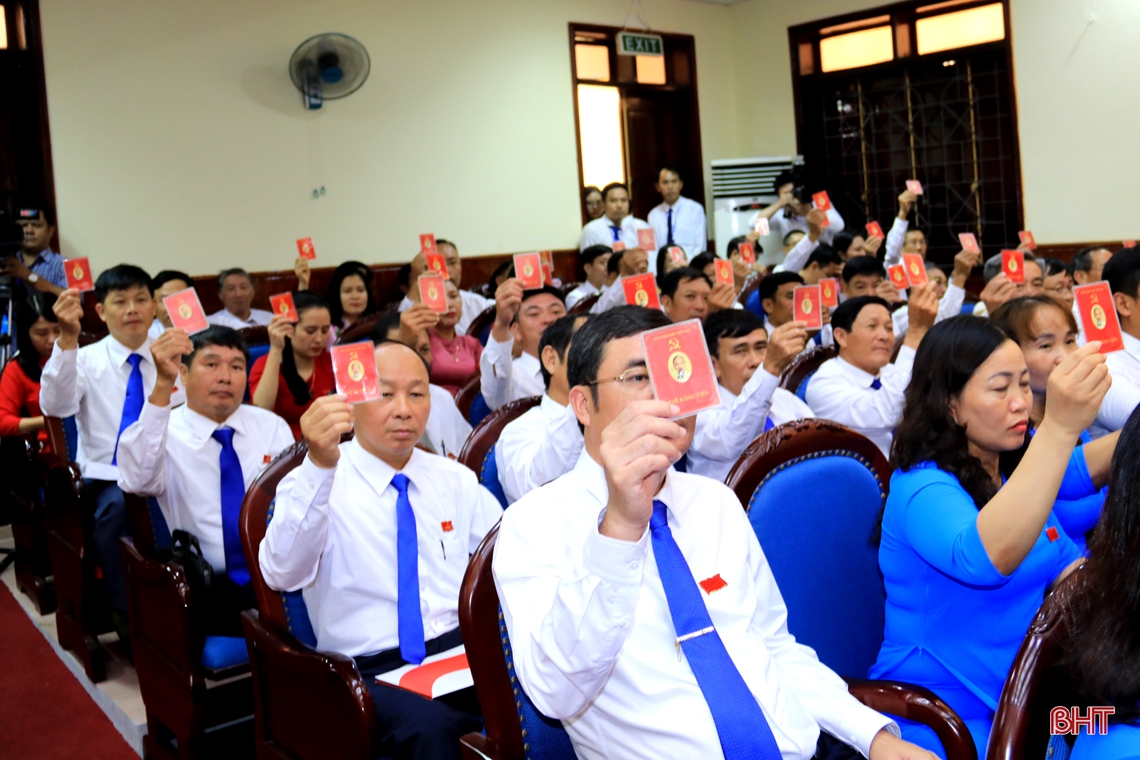 Đại hội Đại biểu Đảng bộ thị xã Kỳ Anh bầu 34 đồng chí vào Ban Chấp hành nhiệm kỳ 2020-2025
