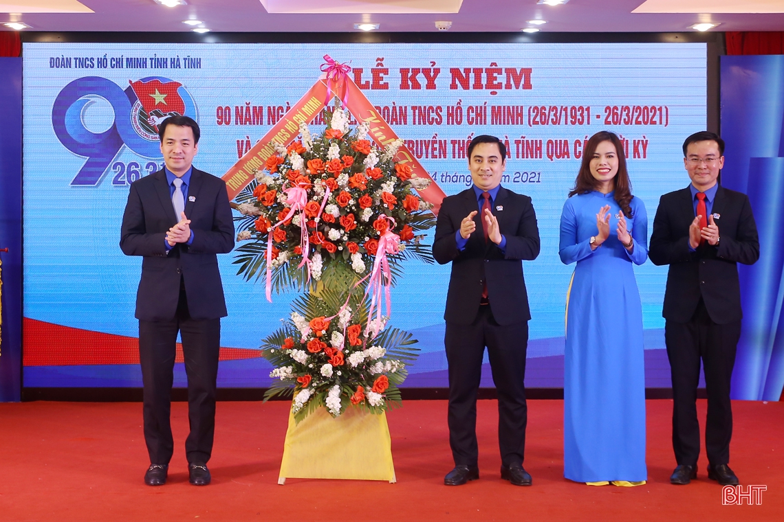 Khơi dậy ý chí, khát vọng, hoài bão, sức sáng tạo của tuổi trẻ Hà Tĩnh