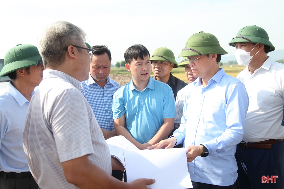 Hà Tĩnh kiến nghị về giải phóng mặt bằng dự án cao tốc Bắc - Nam