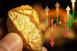 Tiến sát 4.700 USD, điều gì kích hoạt đà tăng vọt của giá vàng?