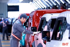 Tuyển 1.900 nhân sự cho Nhà máy Sản xuất ô tô điện VinFast Hà Tĩnh