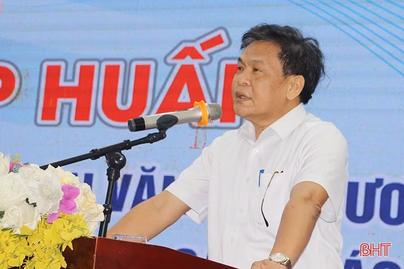 70 hội viên tham gia “Nhận diện văn học đương đại và trao đổi kỹ năng sáng tác”