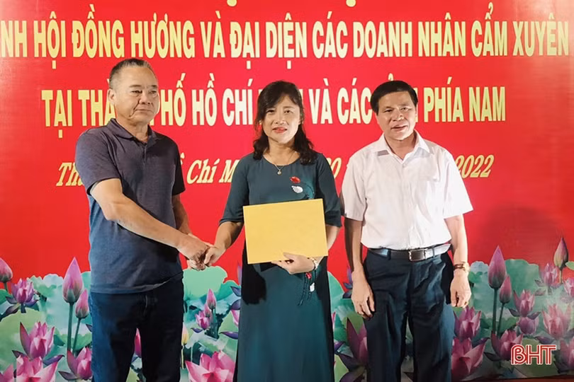 Người cán bộ tiền khởi nghĩa luôn nêu cao trách nhiệm xây dựng quê hương