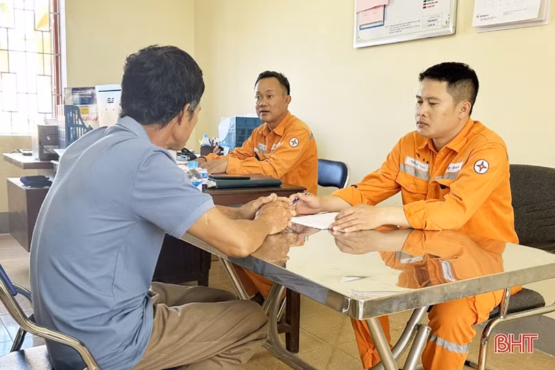 Xử lý nghiêm vụ “câu trộm” điện ở Hương Khê