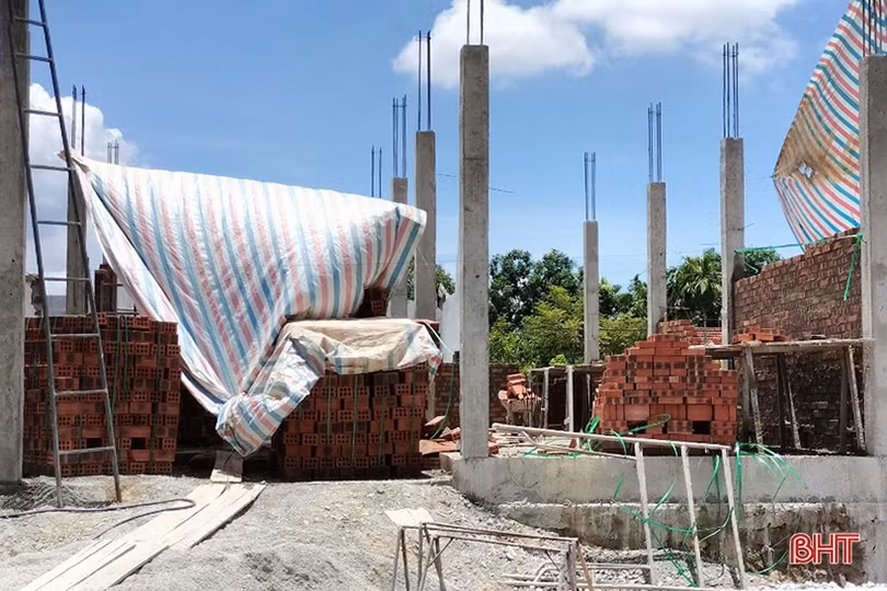 Người dân, doanh nghiệp Hà Tĩnh bớt gánh nặng khi giá thép giảm