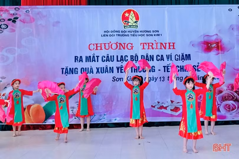 Truyền lửa tình yêu dân ca ví, giặm cho học sinh Hà Tĩnh