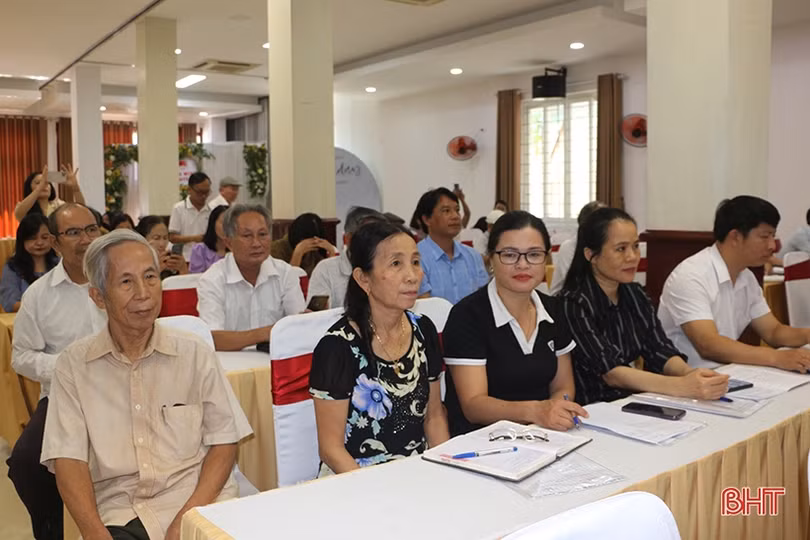 70 hội viên tham gia “Nhận diện văn học đương đại và trao đổi kỹ năng sáng tác”