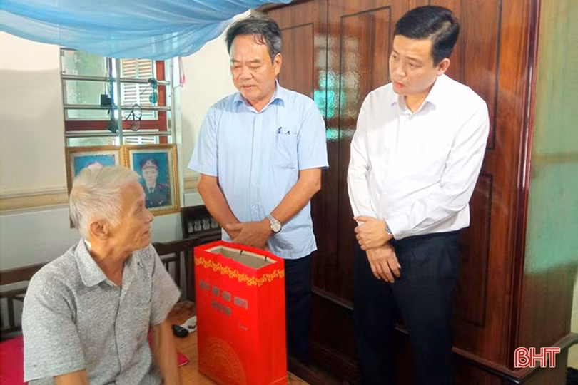 Đức Thọ quan tâm hỗ trợ gia đình chính sách, người có công 