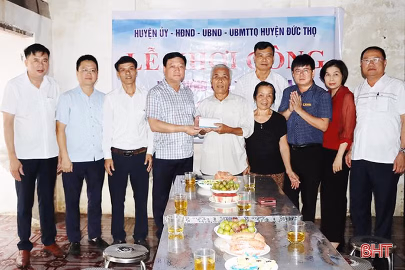 Đức Thọ quan tâm hỗ trợ gia đình chính sách, người có công 