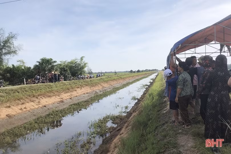 Phát hiện thi thể người đàn ông trên kênh Kẻ Gỗ