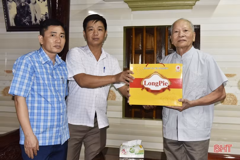Đức Thọ quan tâm hỗ trợ gia đình chính sách, người có công 