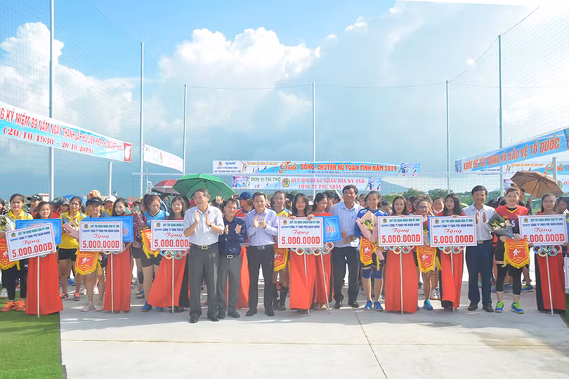 Gần 160 VĐV tranh tài Giải Bóng chuyền nữ Hà Tĩnh