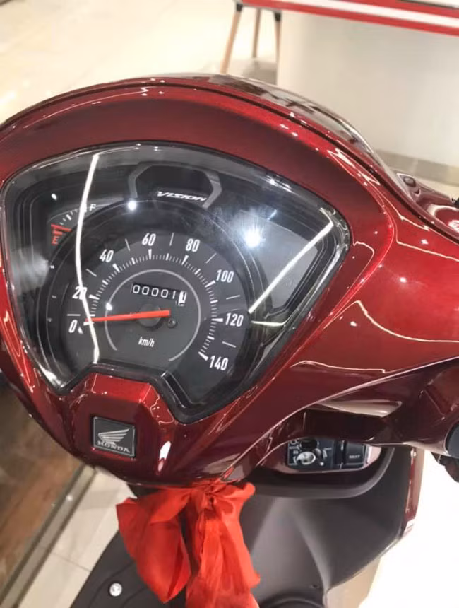 Xe ga Honda Vision 2020 thêm hai màu mới, giá bán không đổi