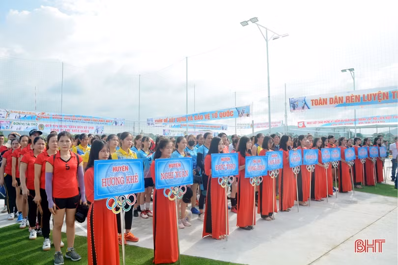 Gần 160 VĐV tranh tài Giải Bóng chuyền nữ Hà Tĩnh