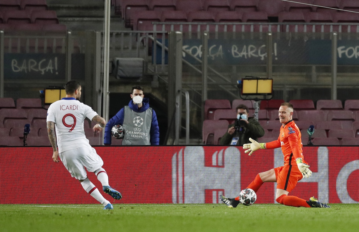Barca thua ngược PSG 1-4 tại Camp Nou