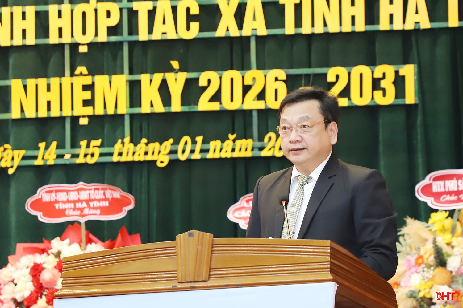 bqbht_br_112-4453.jpg