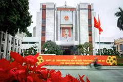 Hà Nội rực rỡ cờ hoa chào mừng Đại hội XIV của Đảng