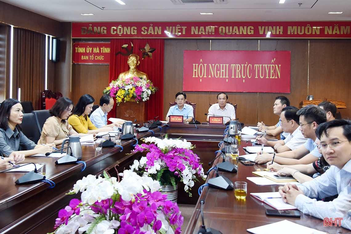 Tiếp tục đổi mới phương thức lãnh đạo của Đảng, phấn đấu đạt kết quả cao nhất các mục tiêu, nhiệm vụ Nghị quyết Đại hội Đảng bộ tỉnh
