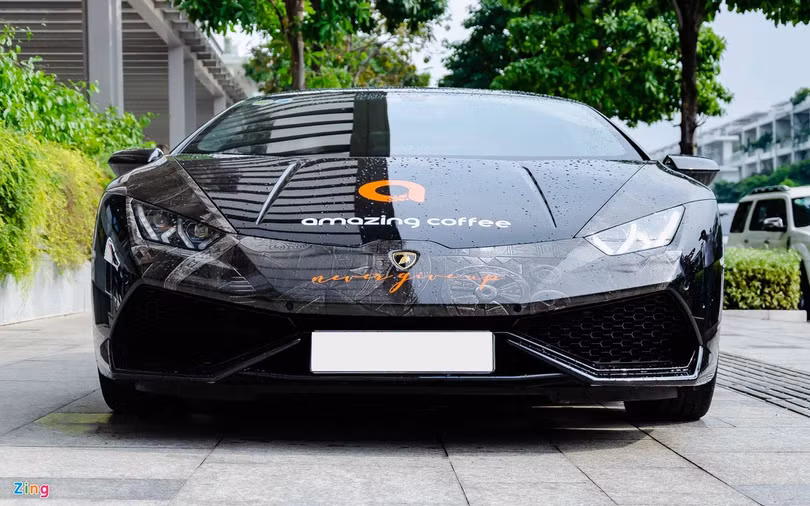 Lamborghini Huracan LP 610-4 chính hãng đầu tiên Việt Nam tái xuất