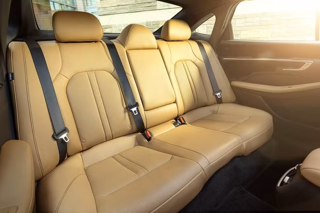 Hyundai Sonata 2020 đắt hơn bản cũ, thêm trang bị