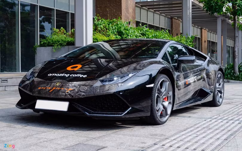 Lamborghini Huracan LP 610-4 chính hãng đầu tiên Việt Nam tái xuất